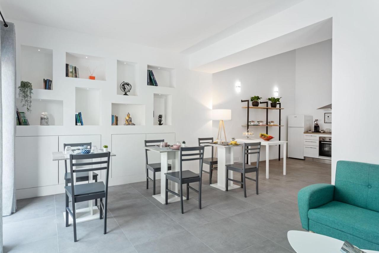 Double D House Bed and Breakfast Όλμπια Εξωτερικό φωτογραφία